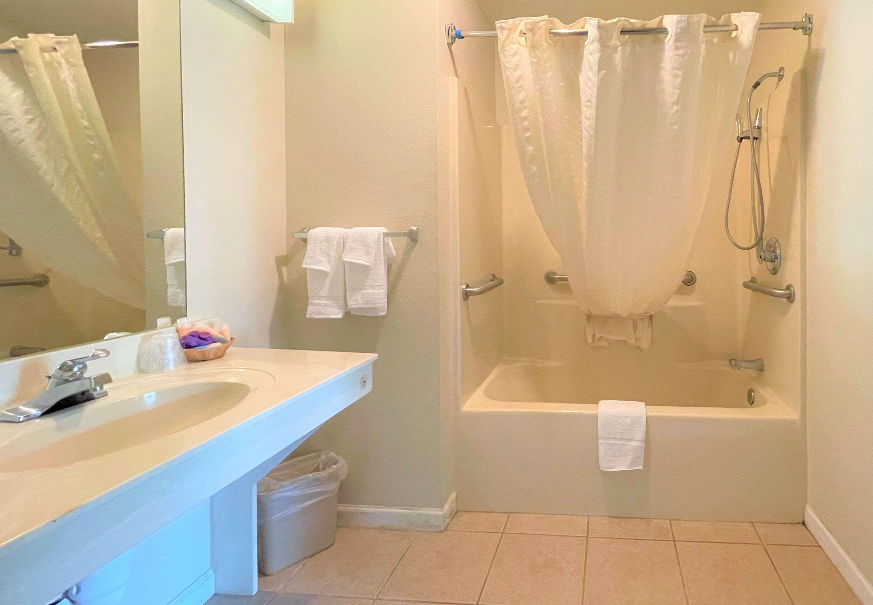Days Inn Sandersville 外观 照片